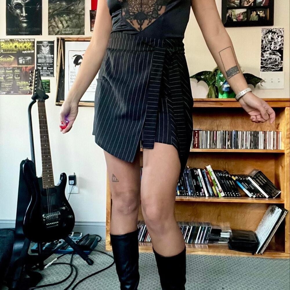 Pinestripe asymmetrical mini skirt black